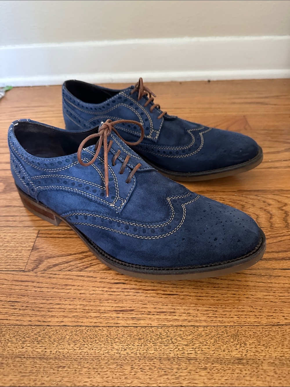 Donald J Pliner Emeri Navy Suede Wingtip Oxfords with Brown Laces